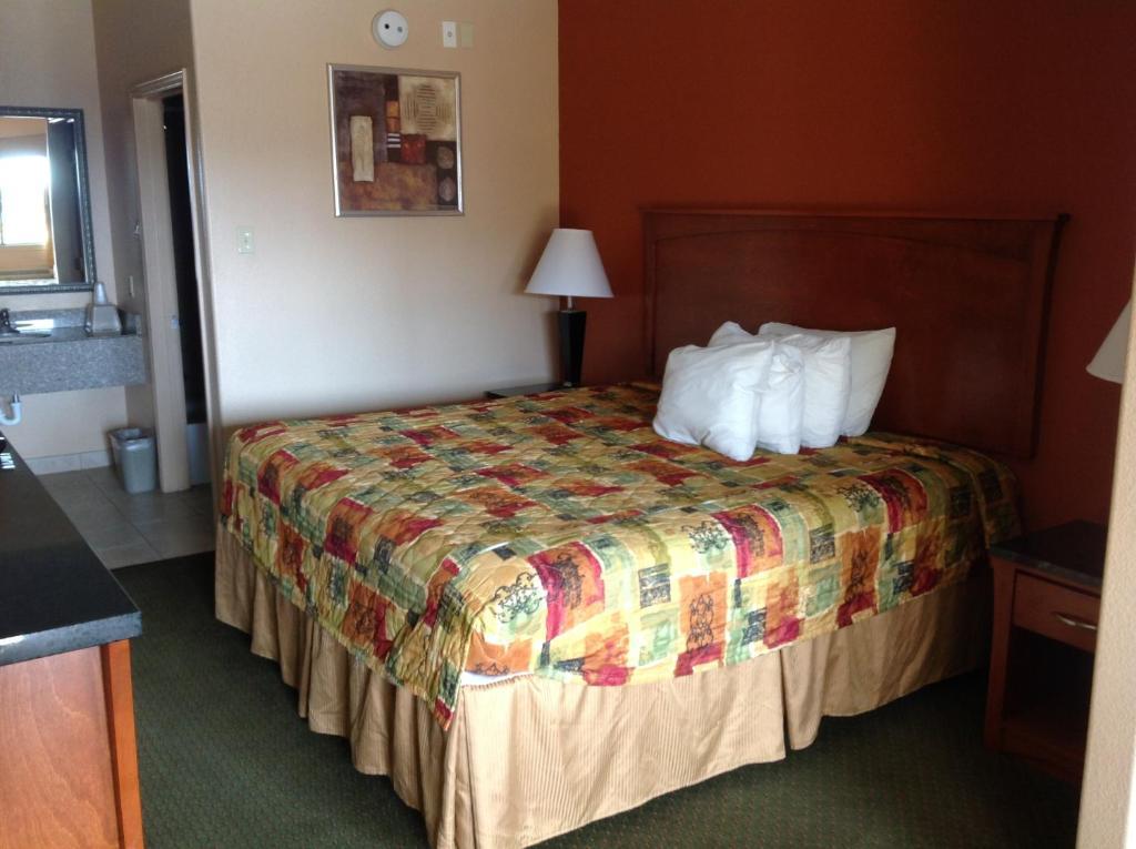 Budgetel Inn And Suites Hearne Habitación foto
